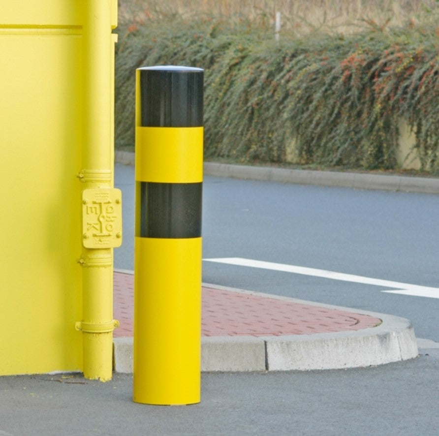 Poteau en acier à bétonner jaune et noir de 1600mm.