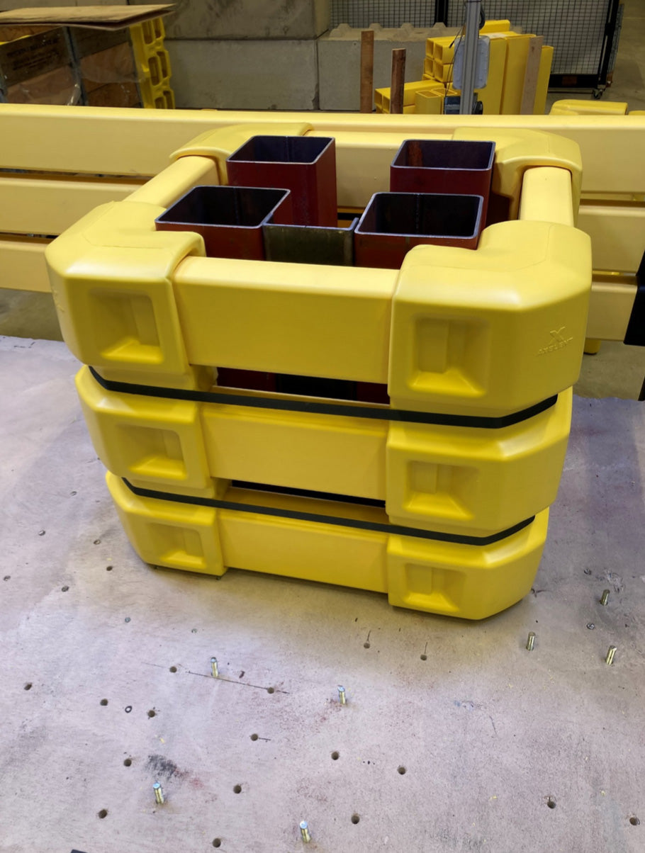 Protection de pilier jaune